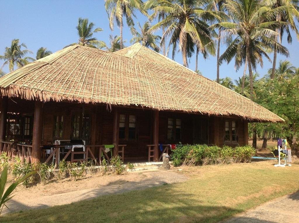 Central Ngwesaung Resort ภายนอก รูปภาพ